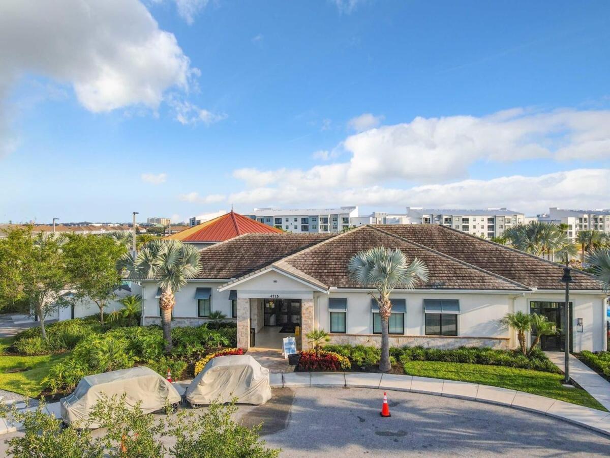 Terrific Thematic Lakeview 2B With 2 Clubhouses Кисими Екстериор снимка